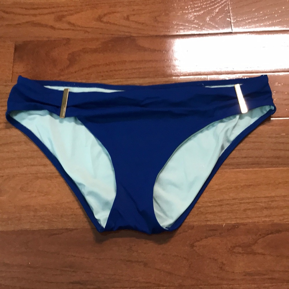 Vs swim bottom